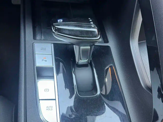 Hyundai Elantra — Фото автомобиля 22