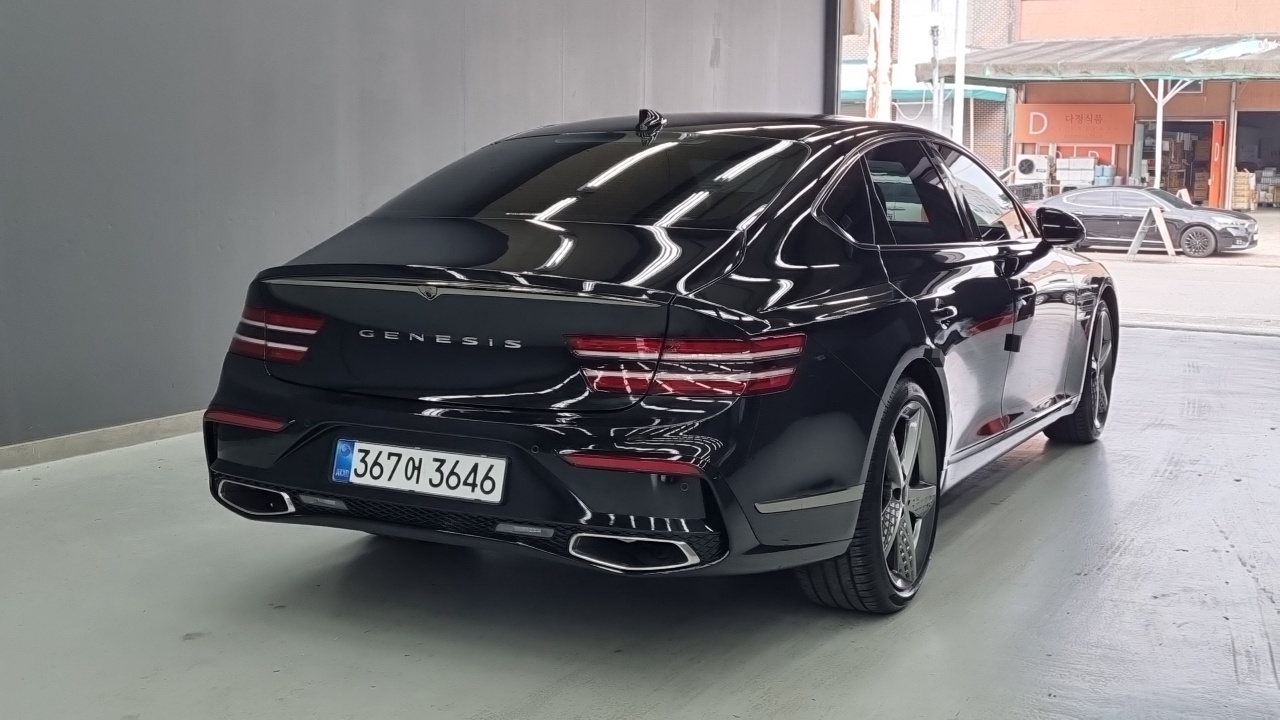 Genesis G80 Бензин 2.5 турбо AWD — Фото автомобиля 2