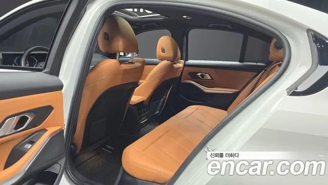 BMW 3 Series G20 — Фото автомобиля 17