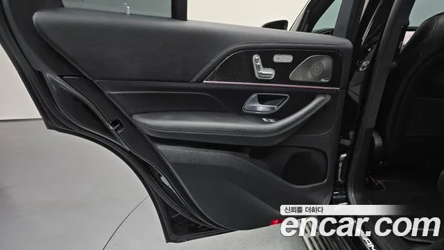 Mercedes-Benz GLE-Class — Фото автомобиля 19