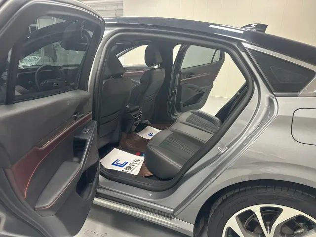 Ford Mondeo — Фото автомобиля 12