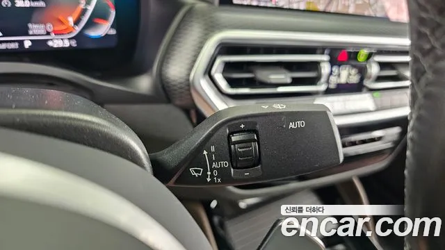 BMW X4 xDrive20i M Sport — Фото автомобиля 25