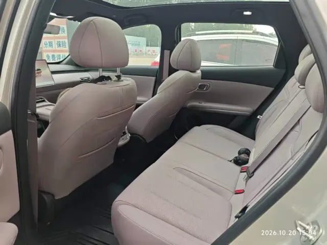Changan Qiyuan Q05 — Фото автомобиля 3