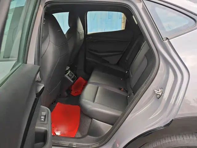 Volkswagen ID. Unyx 06 — Фото автомобиля 16