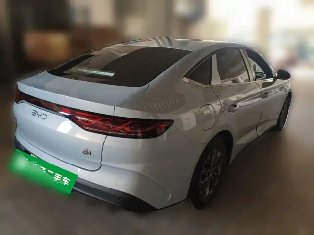 BYD Qin L — Фото автомобиля 4