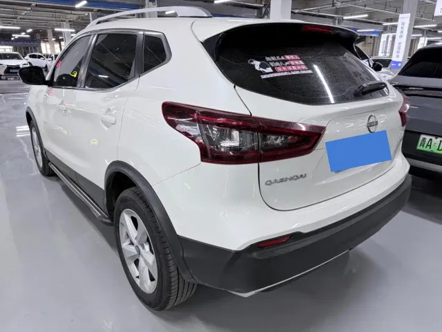 Nissan Qashqai — Фото автомобиля 18