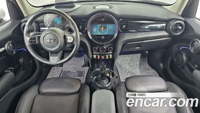 MINI Cooper — Фото автомобиля 10
