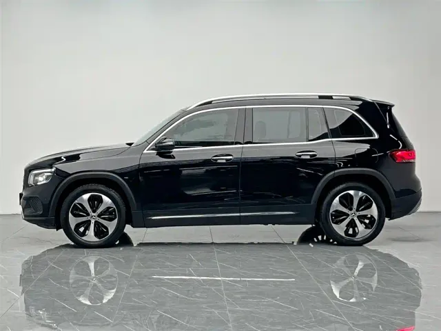 Mercedes-Benz GLB-Class — Фото автомобиля 3