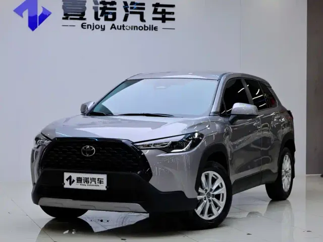 Toyota Corolla Cross — Фото автомобиля 9