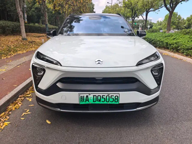 Nio ES6 — Фото автомобиля 2