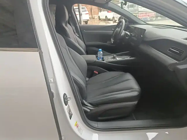 BYD Seal 06 — Фото автомобиля 24