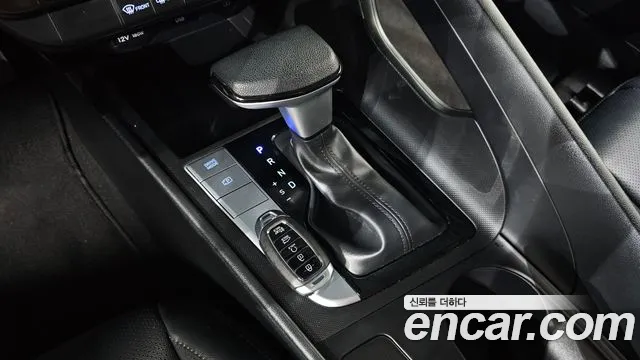 Hyundai AVANTE Avante (CN7) — Фото автомобиля 9