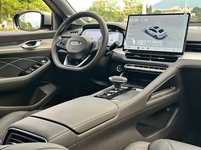 Geely Xingrui — Фото автомобиля 6
