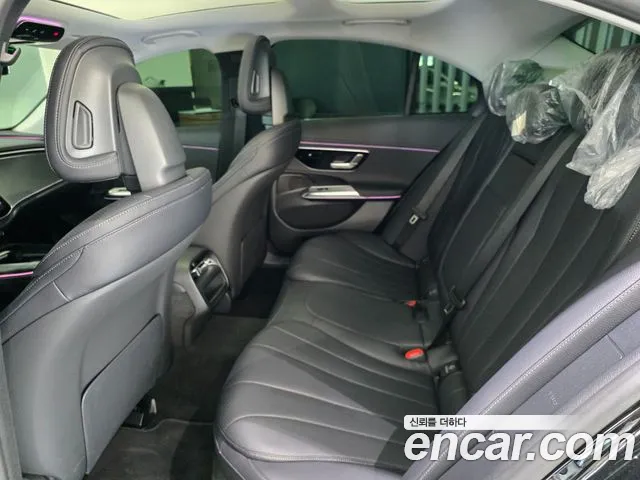 Mercedes-Benz E-Class W214 — Фото автомобиля 11