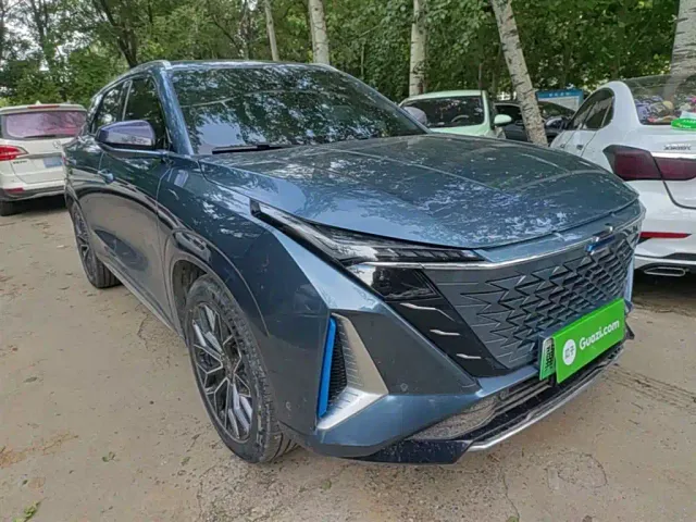 Changan Oshan Z6 EV — Фото автомобиля 3