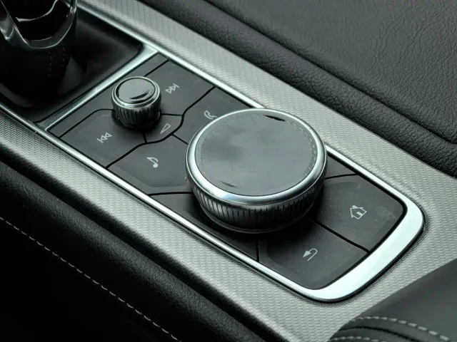 Cadillac CT5 — Фото автомобиля 15