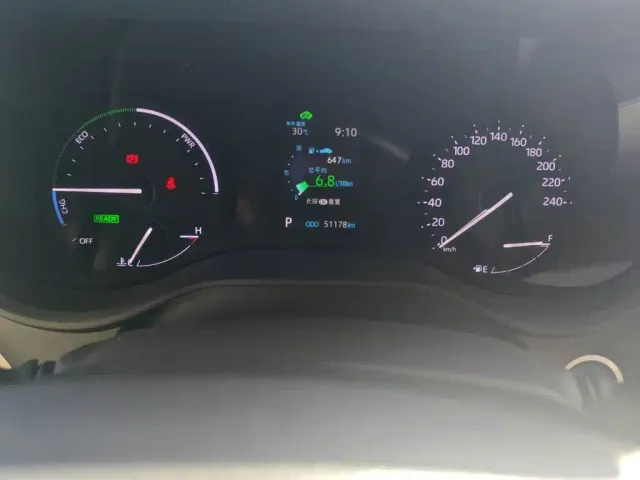 Toyota Sienna — Фото автомобиля 4