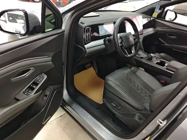 BYD Song L DM-i — Фото автомобиля 15