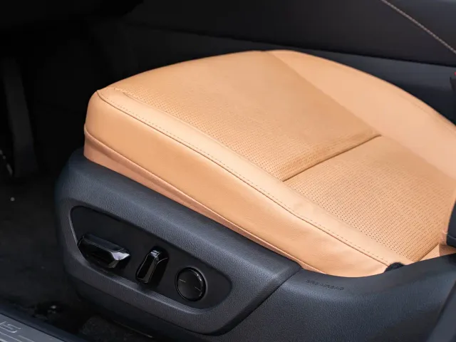 Lexus RX — Фото автомобиля 19