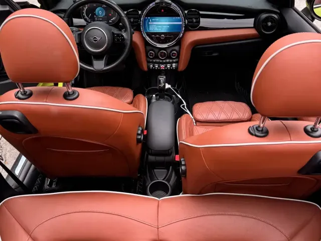 MINI Hatch — Фото автомобиля 11