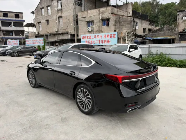 Buick LaCrosse — Фото автомобиля 3