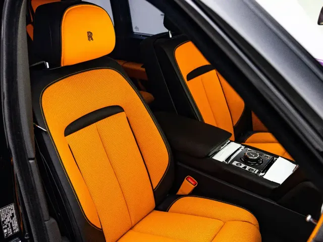 Rolls-Royce Cullinan — Фото автомобиля 18