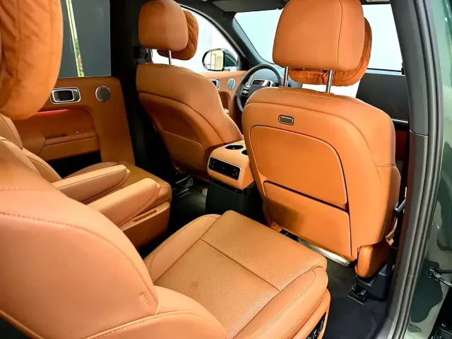 Li Auto L9 — Фото автомобиля 11