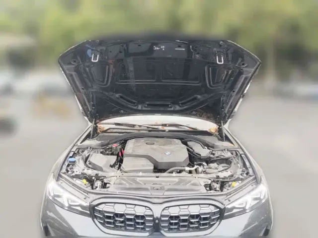 BMW 3 Series — Фото автомобиля 3