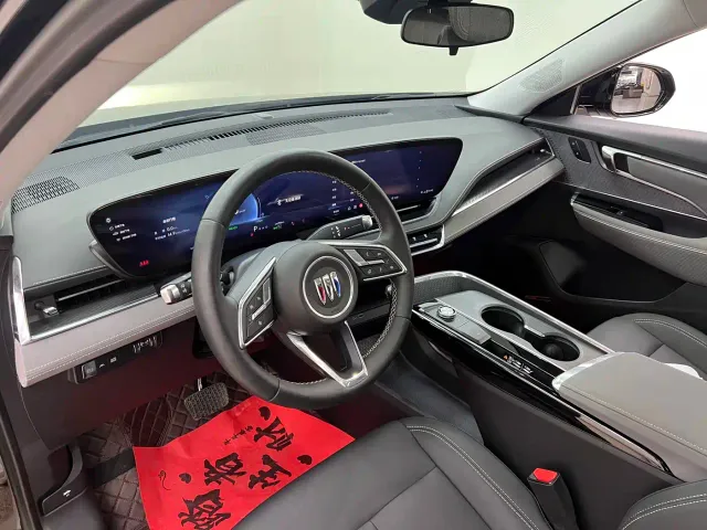 Buick E5 — Фото автомобиля 4