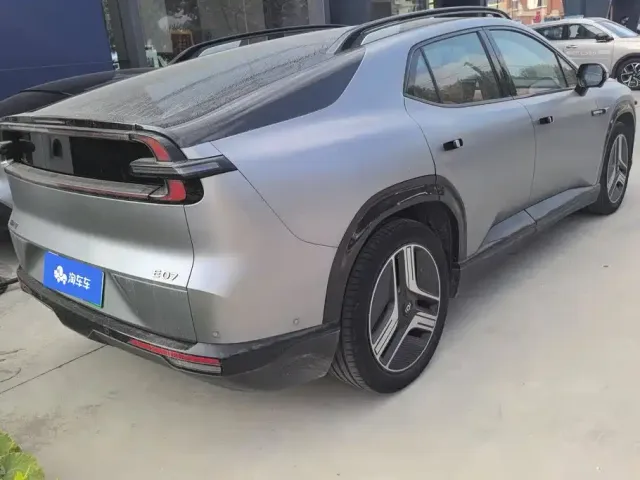 Changan Qiyuan E07 — Фото автомобиля 3