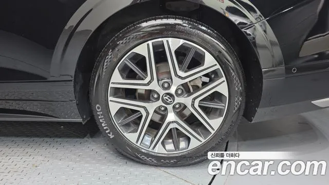 Hyundai Grandeur GN7 — Фото автомобиля 6