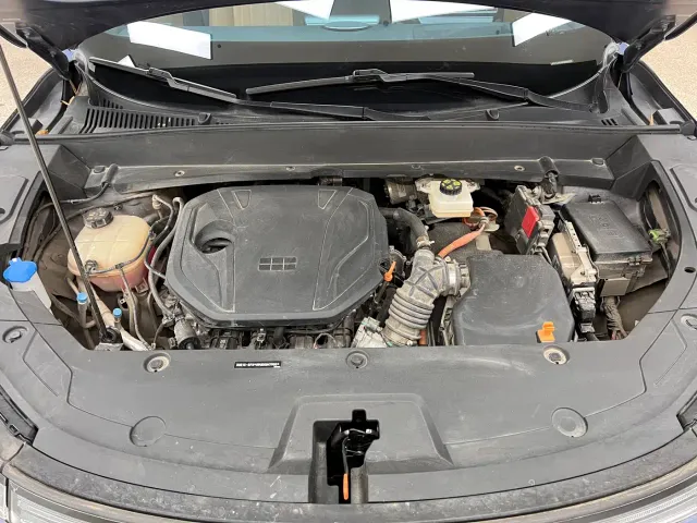 Geely Galaxy Starship 7 EM-i — Фото автомобиля 30
