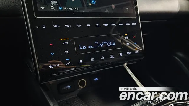 Hyundai Tucson Tucson (NX4) Дизель 2.0 2WD — Фото автомобиля 30