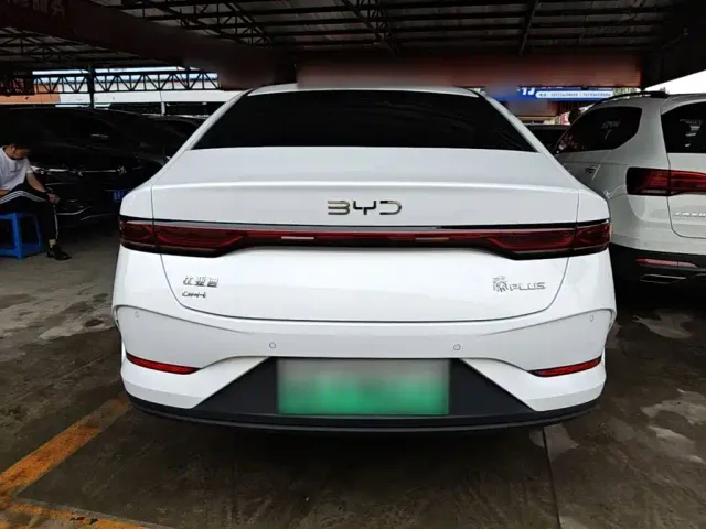 BYD Qin PLUS — Фото автомобиля 5