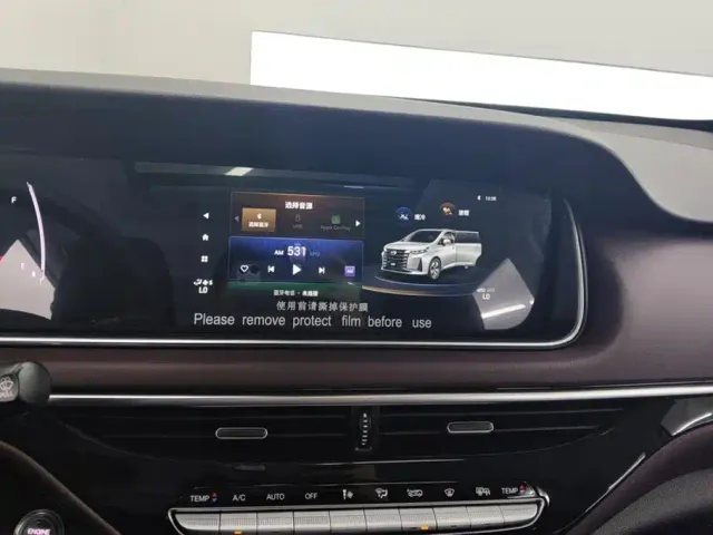 GAC Trumpchi M6 — Фото автомобиля 13