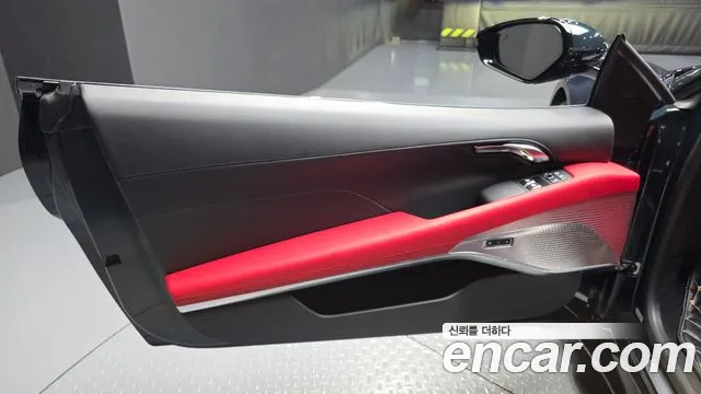 Lotus Emira — Фото автомобиля 21