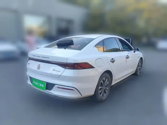 BYD Qin PLUS — Фото автомобиля 4
