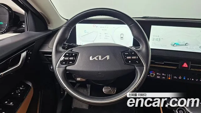 Kia EV6 — Фото автомобиля 12