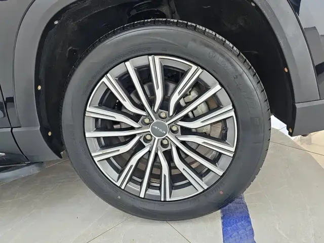 Jetour X90 Plus — Фото автомобиля 6