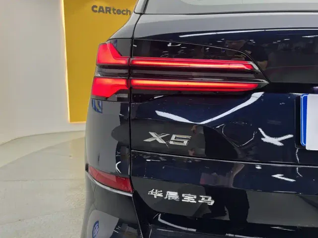 BMW X5 — Фото автомобиля 15
