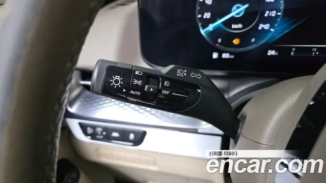 Kia Canival Carnival 4 поколение Дизель 9 мест Hi-Limousine — Фото автомобиля 26