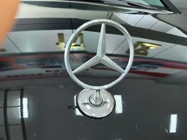 Mercedes-Benz V-Class — Фото автомобиля 20