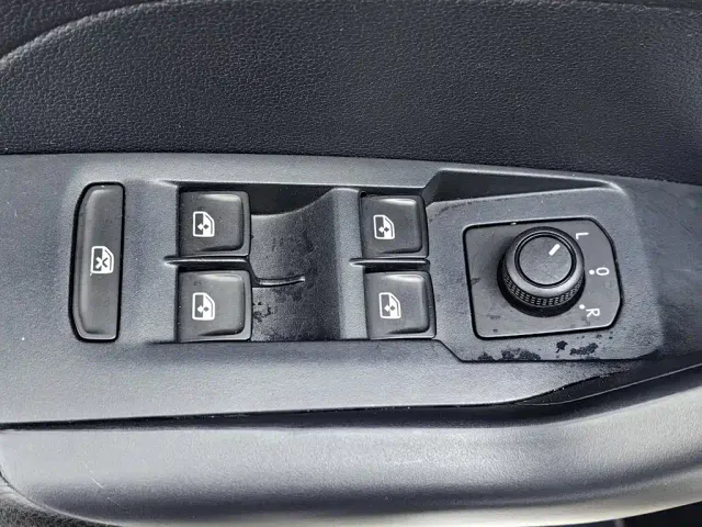 Volkswagen Tharu — Фото автомобиля 9