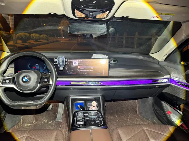 BMW 7 Series — Фото автомобиля 4