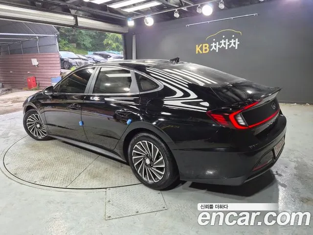 Hyundai Sonata — Фото автомобиля 4