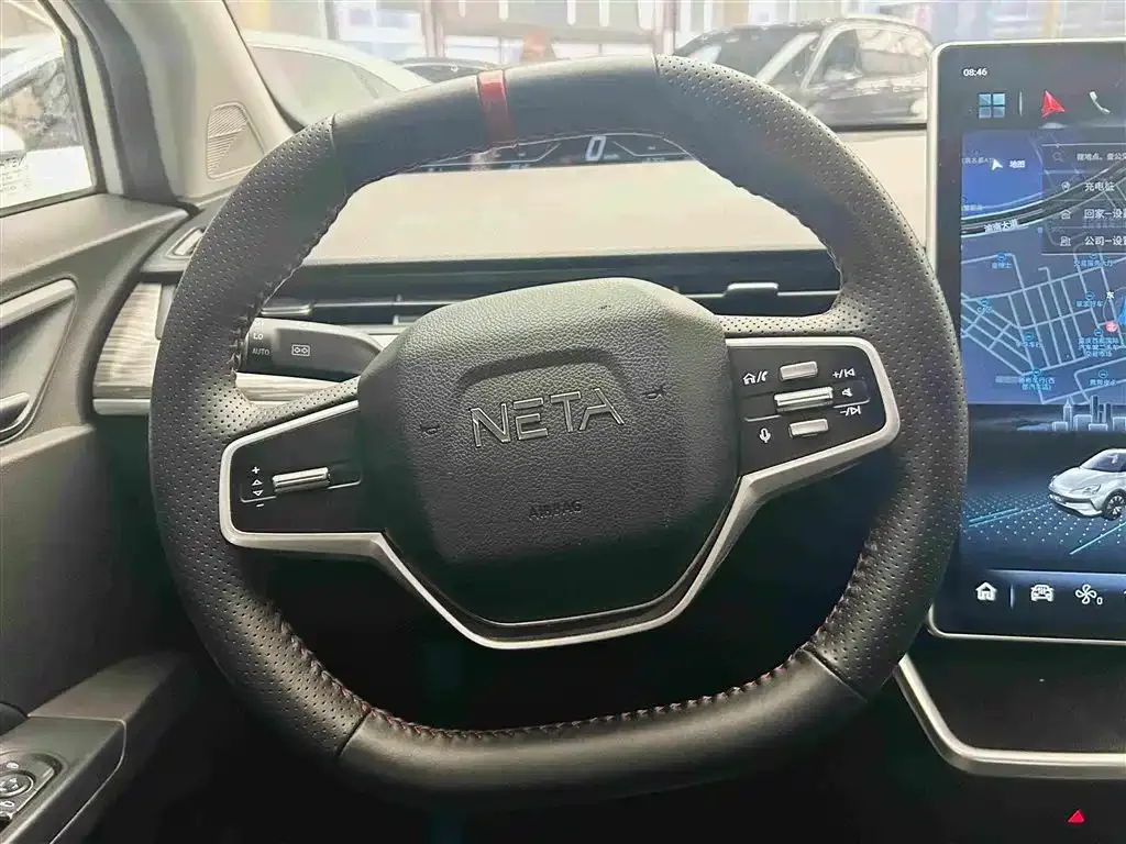 Nezha Auto Nezha V 2022 Trend 400 Lite — Фото автомобиля 16