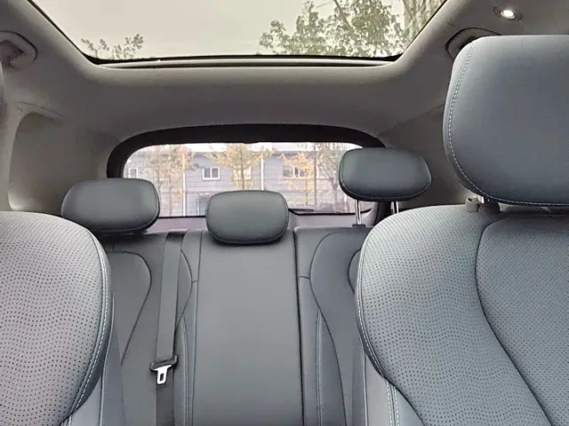 BYD Seal 05 DM-i — Фото автомобиля 12
