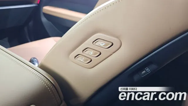 Hyundai Santafe — Фото автомобиля 29
