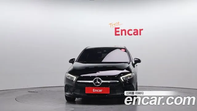 Mercedes-Benz A-Class — Фото автомобиля 3