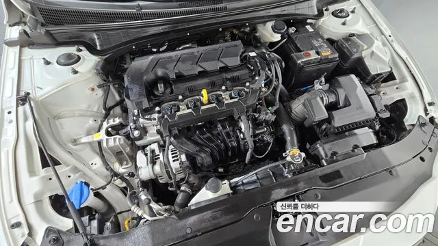 Hyundai AVANTE Новый Avante (CN7) — Фото автомобиля 6
